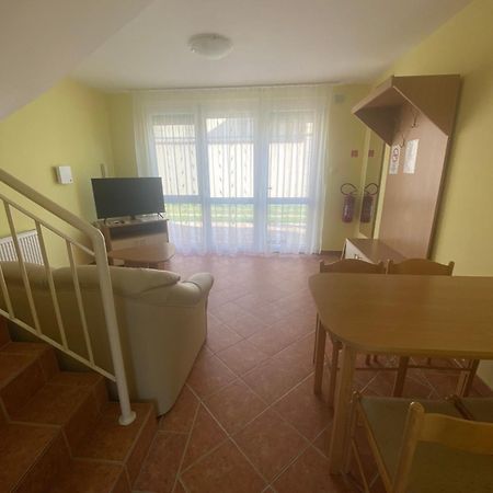 Hajnal Vendeghaz Apartment Hajdúszoboszló Exterior foto