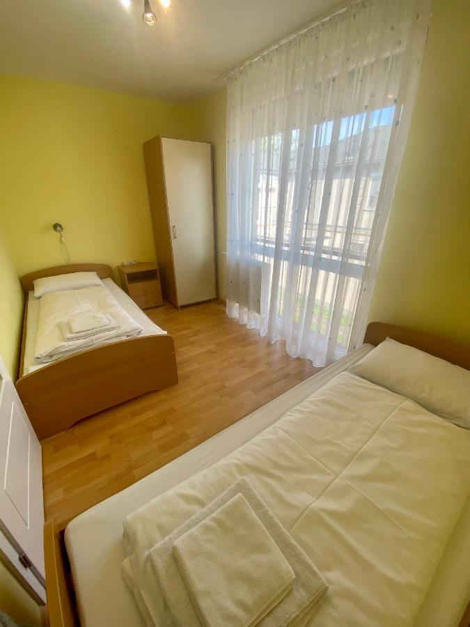 Hajnal Vendeghaz Apartment Hajdúszoboszló Exterior foto